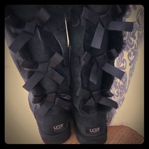 Women’s Bailey bow tall